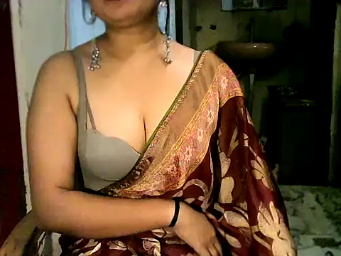 YAMUNA 012 online show from April 18, 2026, 9:04 pm