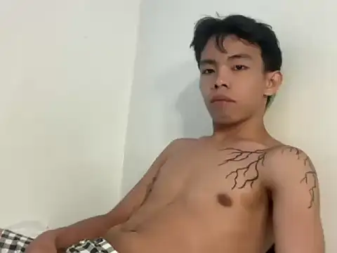 Snapshot of hottasianboy chatting on July 29, 2026, 11:52 am hottasianboy online show from July 29, 2026, 11:52 am