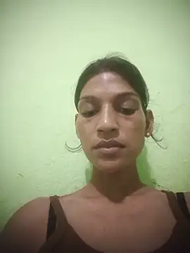Snapshot of nidhiyadav00 chatting on June 1, 2026, 6:53 pm nidhiyadav00 online show from June 1, 2026, 6:53 pm