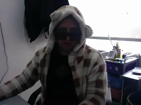 Snapshot of dayanadavid chatting on April 29, 2026, 2:32 pm dayanadavid online show from April 29, 2026, 2:32 pm