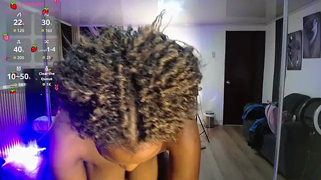 Snapshot of Ebony_rizon chatting on June 16, 2026, 1:36 pm Ebony rizon online show from June 16, 2026, 1:36 pm