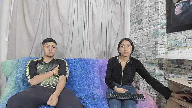 NoahAndBunny online show from May 11, 2026, 12:55 pm