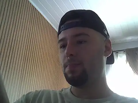 piazaocwb23 online show from April 2, 2026, 2:47 pm