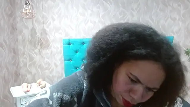 Snapshot of KeniaLovex chatting on May 5, 2026, 1:35 am KeniaLovex online show from May 5, 2026, 1:35 am