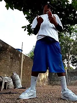 spittingpig1 online show from March 20, 2026, 11:37 am