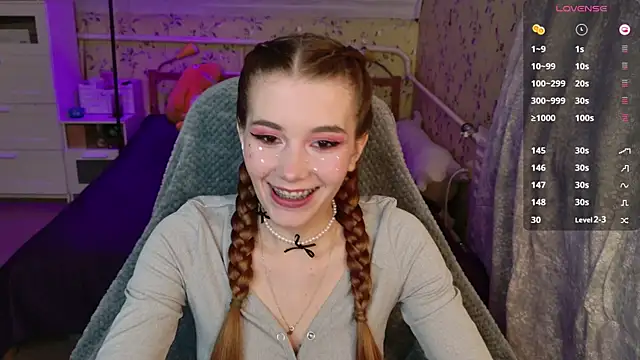 Snapshot of Lunavira chatting on March 27, 2026, 7:02 pm Lunavira online show from March 27, 2026, 7:02 pm