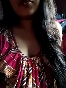 Snapshot of tina2005 chatting on March 22, 2026, 11:02 am tina2005 online show from March 22, 2026, 11:02 am