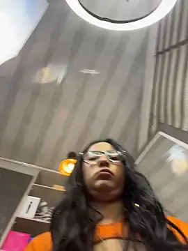 Gretel Streit online show from April 11, 2026, 3:11 am