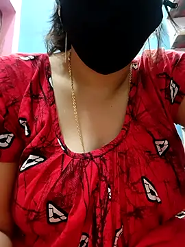 tulidas96778 online show from April 8, 2026, 2:22 am