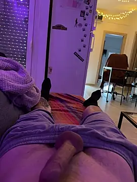 Snapshot of g_thess chatting on March 15, 2026, 12:55 pm g thess online show from March 15, 2026, 12:55 pm