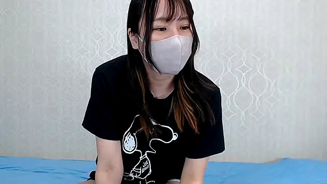 yuzuka ch online show from March 22, 2026, 9:34 am