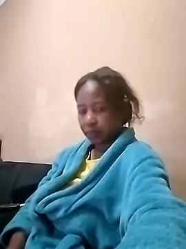 Snapshot of Prettylicou chatting on June 7, 2026, 7:28 pm Prettylicou online show from June 7, 2026, 7:28 pm