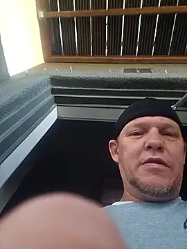 yourMasterisBored online show from April 28, 2026, 3:17 pm