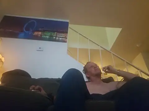 Snapshot of yourMasterisBored chatting on July 2, 2026, 3:23 am yourMasterisBored online show from July 2, 2026, 3:23 am