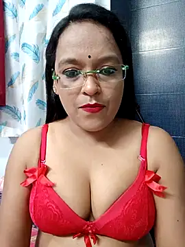 hornyrosy321 online show from May 1, 2026, 6:12 pm