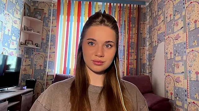 Snapshot of Miss_Blessnyth chatting on May 19, 2026, 6:09 am Miss Blessnyth online show from May 19, 2026, 6:09 am