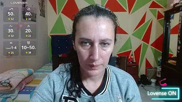 Snapshot of Mariam_wish chatting on June 1, 2026, 7:48 pm Mariam wish online show from June 1, 2026, 7:48 pm
