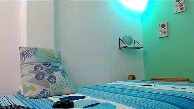 katywild20 online show from March 18, 2026, 1:47 pm