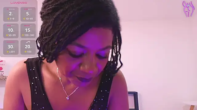 Snapshot of KeisySmith chatting on July 18, 2026, 9:29 pm KeisySmith online show from July 18, 2026, 9:29 pm