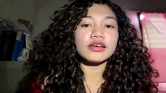 Snapshot of CarinaAhaus chatting on March 17, 2026, 3:44 am CarinaAhaus online show from March 17, 2026, 3:44 am