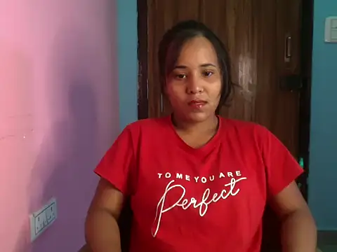 ezabela  online show from March 15, 2026, 6:41 am