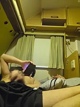 bigbog9323 online show from April 14, 2026, 10:16 pm