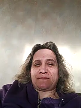 KatieLove133 online show from April 25, 2026, 4:04 pm
