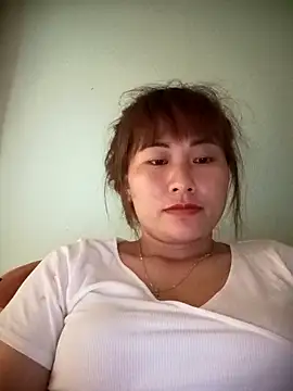 Lucxy-ki6 online show from April 9, 2026, 3:17 am