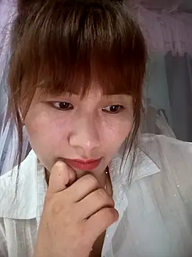 Lucxy-ki6 online show from April 22, 2026, 1:01 pm