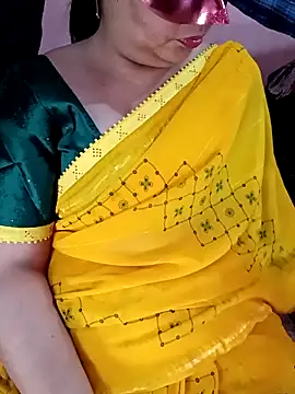 Snapshot of Gujju_bhabhi69 chatting on March 22, 2026, 9:45 am Gujju bhabhi69 online show from March 22, 2026, 9:45 am