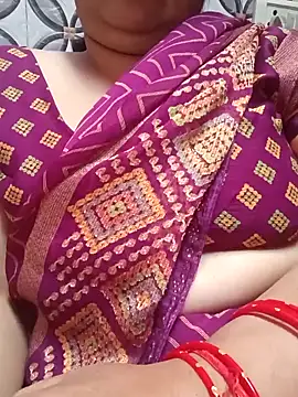 Snapshot of Gujju_bhabhi69 chatting on April 2, 2026, 7:17 am Gujju bhabhi69 online show from April 2, 2026, 7:17 am