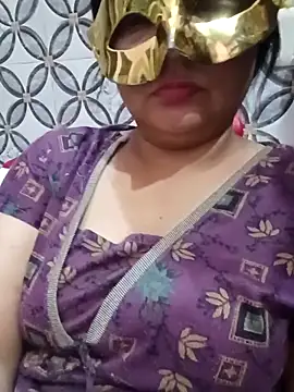 Snapshot of Gujju_bhabhi69 chatting on April 4, 2026, 5:10 pm Gujju bhabhi69 online show from April 4, 2026, 5:10 pm