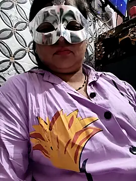 Snapshot of Gujju_bhabhi69 chatting on April 10, 2026, 12:49 am Gujju bhabhi69 online show from April 10, 2026, 12:49 am