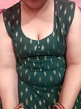 Snapshot of Gujju_bhabhi69 chatting on April 25, 2026, 8:17 am Gujju bhabhi69 online show from April 25, 2026, 8:17 am