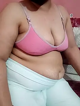 Snapshot of Gujju_bhabhi69 chatting on May 4, 2026, 9:49 am Gujju bhabhi69 online show from May 4, 2026, 9:49 am