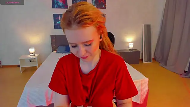 Shiny Liss online show from April 28, 2026, 2:27 am