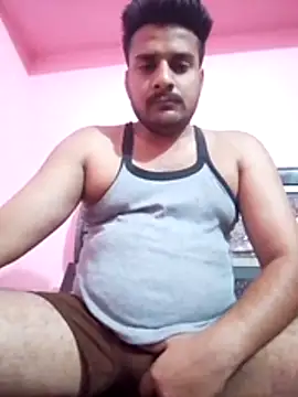 Snapshot of Decentlover67 chatting on May 23, 2026, 4:44 pm Decentlover67 online show from May 23, 2026, 4:44 pm
