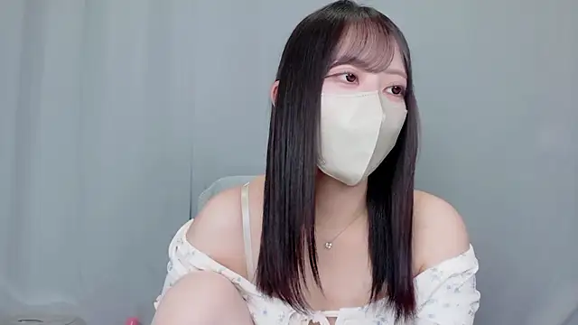 Snapshot of Sakura_sweety_ chatting on July 18, 2026, 1:43 am Sakura sweety online show from July 18, 2026, 1:43 am