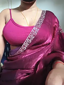 Snapshot of Shalini_08 chatting on June 8, 2026, 1:28 am Shalini 08 online show from June 8, 2026, 1:28 am