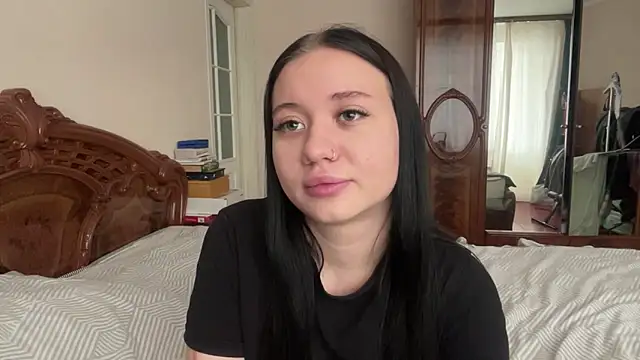 Sofi Funny online show from April 14, 2026, 3:45 am