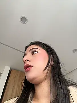 Snapshot of KittyFeet1 chatting on July 19, 2026, 6:33 pm KittyFeet1 online show from July 19, 2026, 6:33 pm
