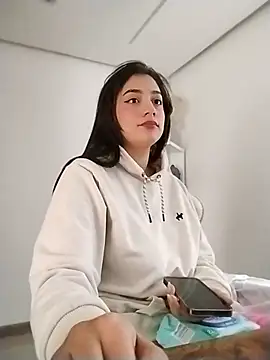 Snapshot of KittyFeet1 chatting on July 28, 2026, 6:42 pm KittyFeet1 online show from July 28, 2026, 6:42 pm