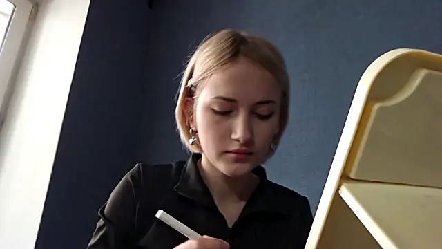 Snapshot of SofiaCashe chatting on March 15, 2026, 7:25 am SofiaCashe online show from March 15, 2026, 7:25 am