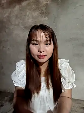 Snapshot of Mina_xYx chatting on March 18, 2026, 1:31 am Mina xYx online show from March 18, 2026, 1:31 am