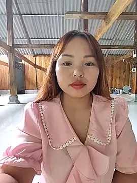 Snapshot of Mina_xYx chatting on April 23, 2026, 4:03 am Mina xYx online show from April 23, 2026, 4:03 am
