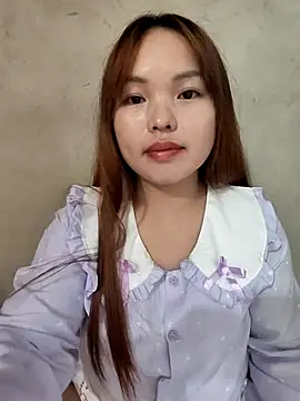 Snapshot of Mina_xYx chatting on April 27, 2026, 5:00 pm Mina xYx online show from April 27, 2026, 5:00 pm