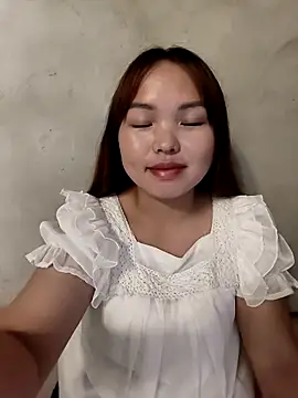 Snapshot of Mina_xYx chatting on April 29, 2026, 5:30 pm Mina xYx online show from April 29, 2026, 5:30 pm