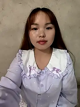 Snapshot of Mina_xYx chatting on May 3, 2026, 3:40 pm Mina xYx online show from May 3, 2026, 3:40 pm