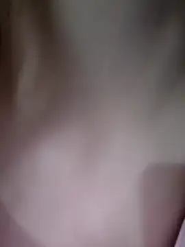 Snapshot of Mina_xYx chatting on May 18, 2026, 4:13 pm Mina xYx online show from May 18, 2026, 4:13 pm