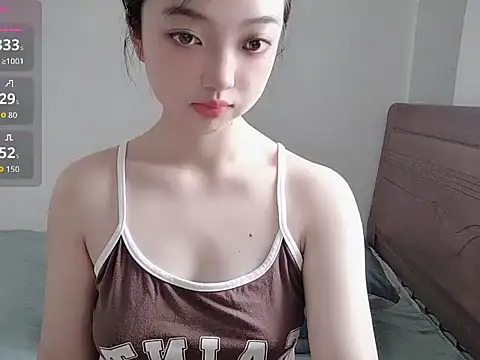 oblakitty  online show from July 10, 2026, 12:37 am